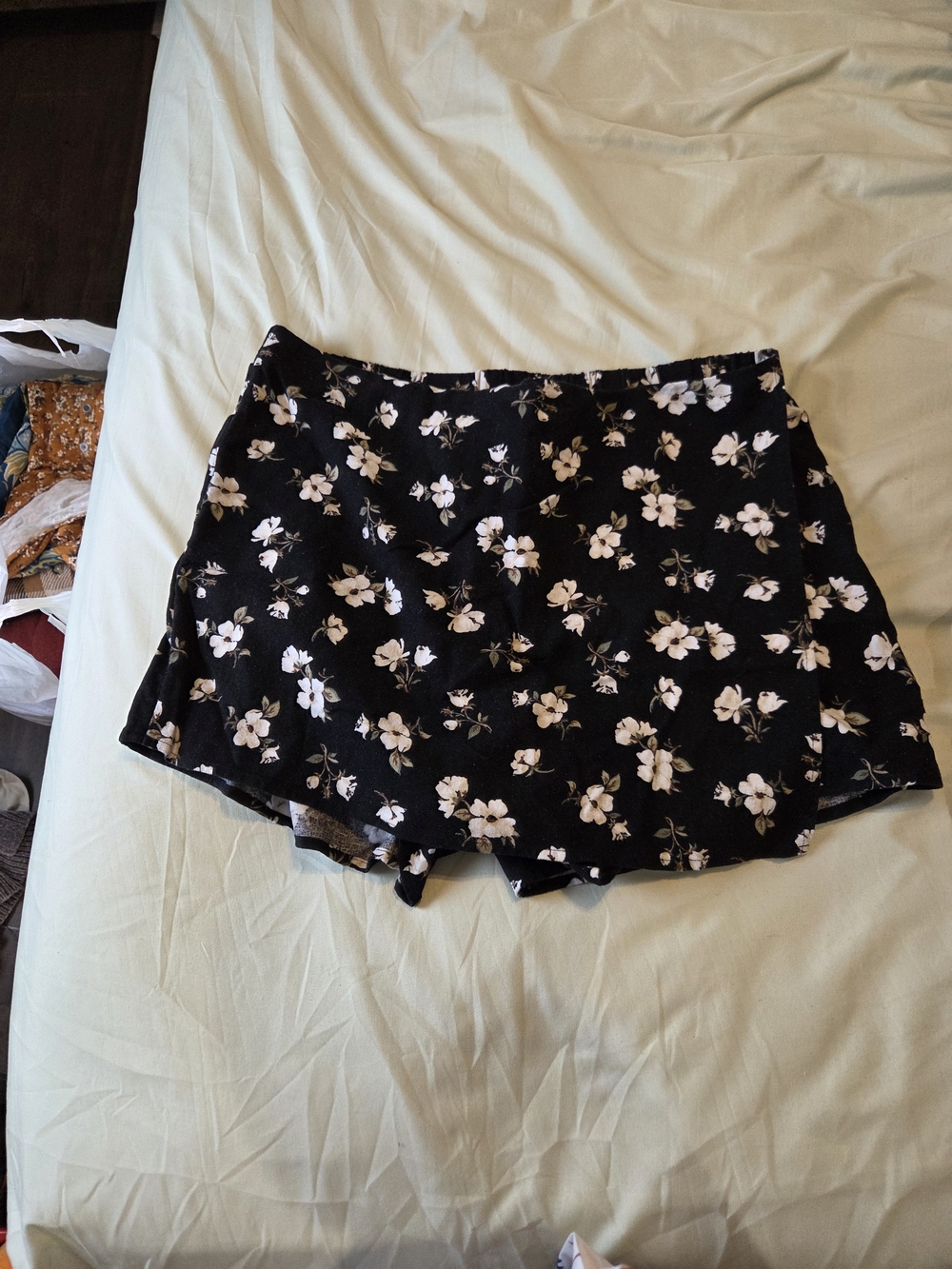 Old Navy Black Floral Skort with White Flowers